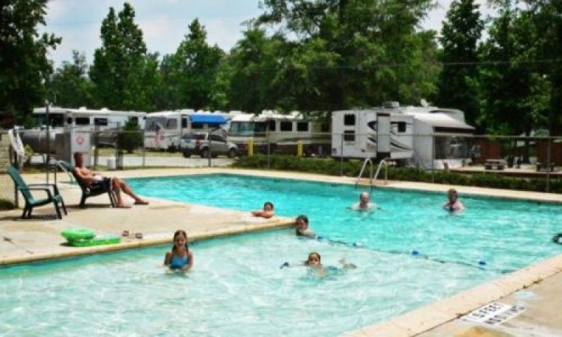 Amenities – Lake Pines RV Park & Campground