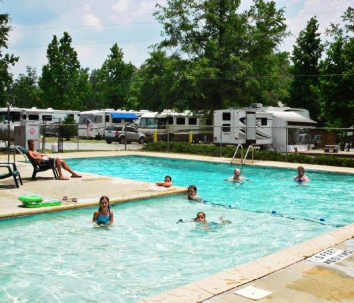 Gallery – Lake Pines RV Park & Campground